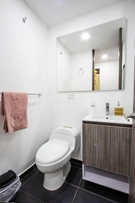 דירות בוגוטה Chapinero Balcon Fast Wifi Bares Lgbtq Theatron קולומביה